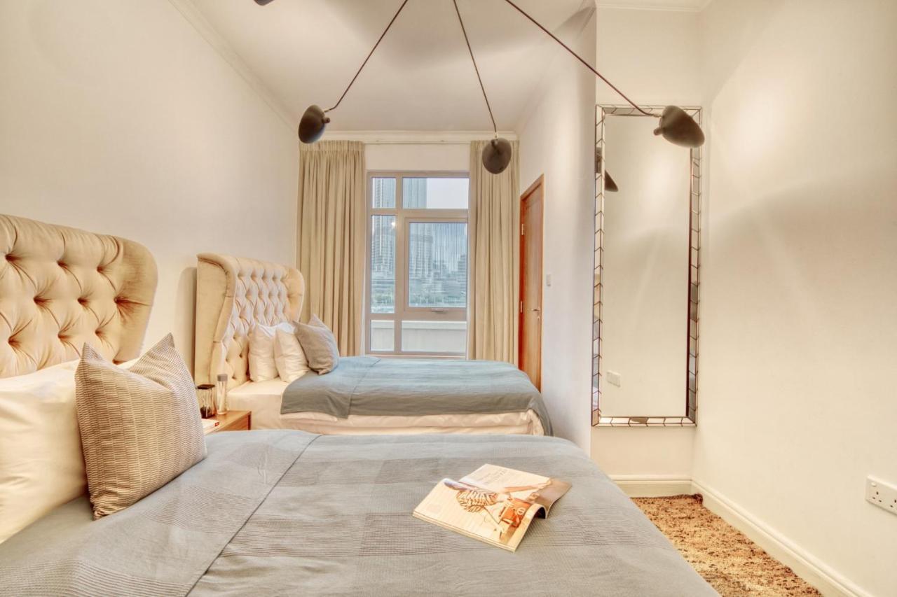 Villa Manzil - Lavish Duplex 3br In Downtown With Fountain And Burj Khalifa Views Dubai